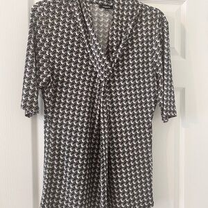 Premise Monochrome Leaf Pattern Blouse